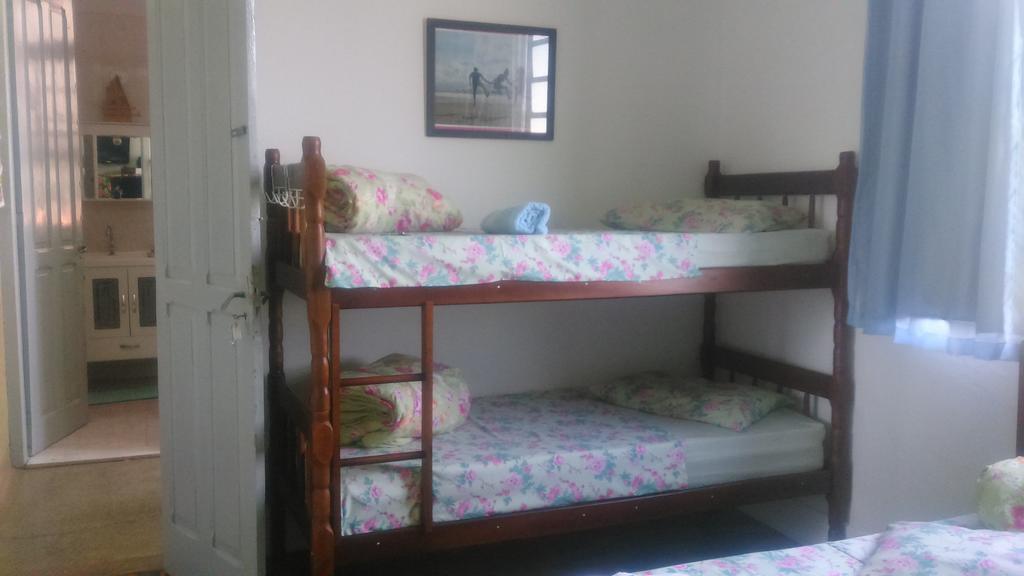 Recanto De Alegrias Hostal