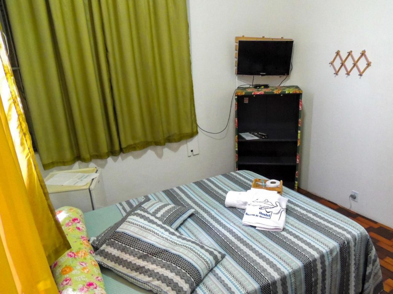 Recanto De Alegrias Hostal *